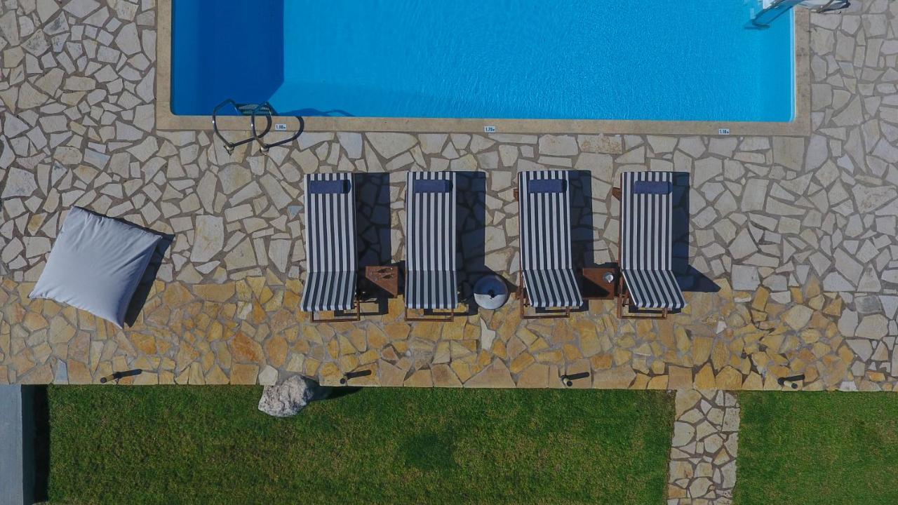 Villa Artemis Nikiána Eksteriør bilde